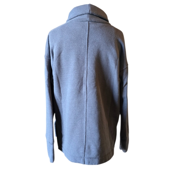 Peloton Sweatshirt Women's Medium Gray Grey Funnel Neck Pullover - Picture 6 of 7